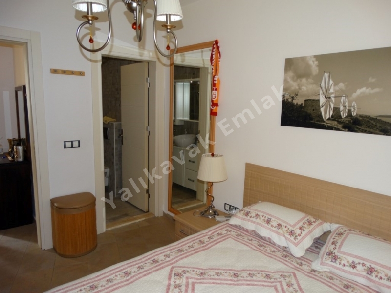 yalıkavak ta denize sıfır site de dubleks villa