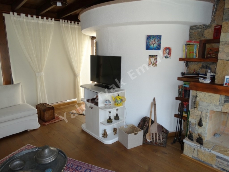 yalıkavak ta denize sıfır site de dubleks villa