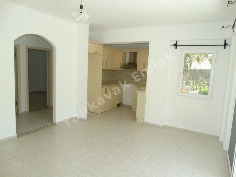 YALIKAVAK'DA MASRAFSIZ KELEPİR DAİRE