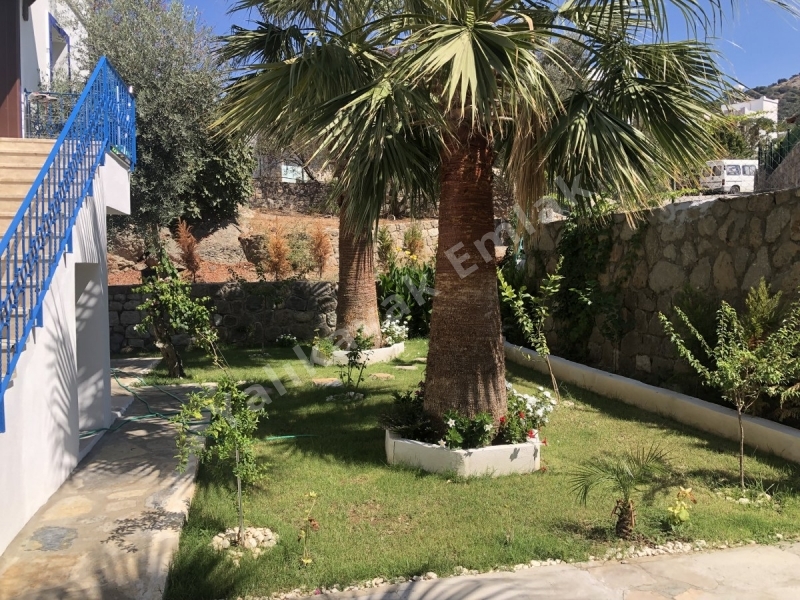 YALIKAVAK'DA MASRAFSIZ KELEPİR DAİRE