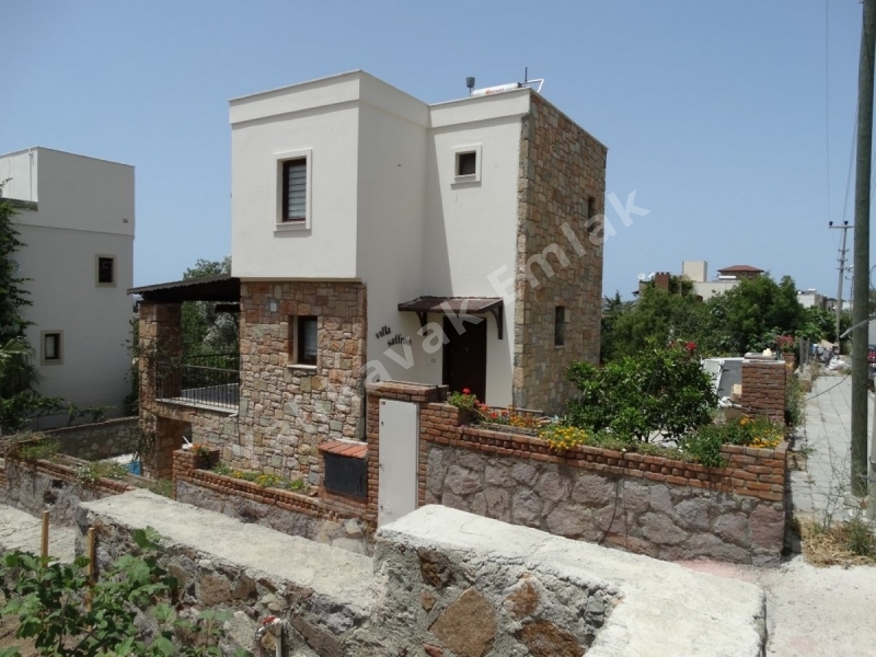 Yalıkavak Merkezde Satılık Müstakil Havuzlu Villa